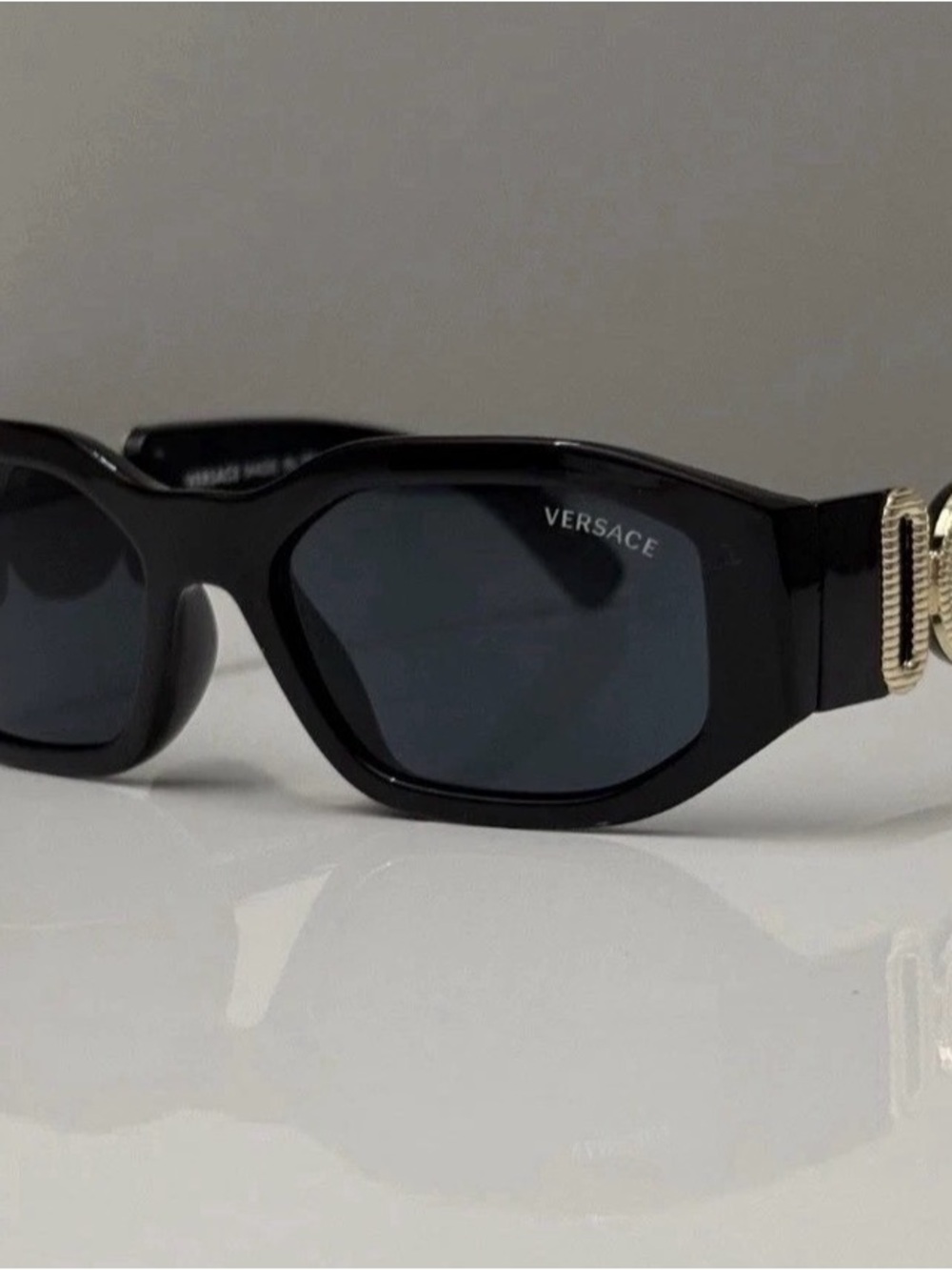 Versace Black 53mm Sunglasses with Gold Medallion Temples NEW with box - Picture 3 of 3